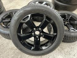 SADA 17 SEAT BRIDGESTONE 215/55 R17 4ks (ID:1009120)